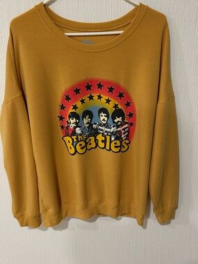 Beatles retro graphic pullover crew neck sweatshirt in size large